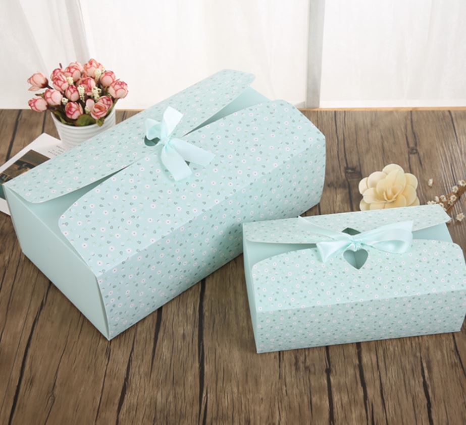 碎花藍色精美禮盒 禮物包裝盒 禮物包裝紙 (31.3X17.2X10.7)♥