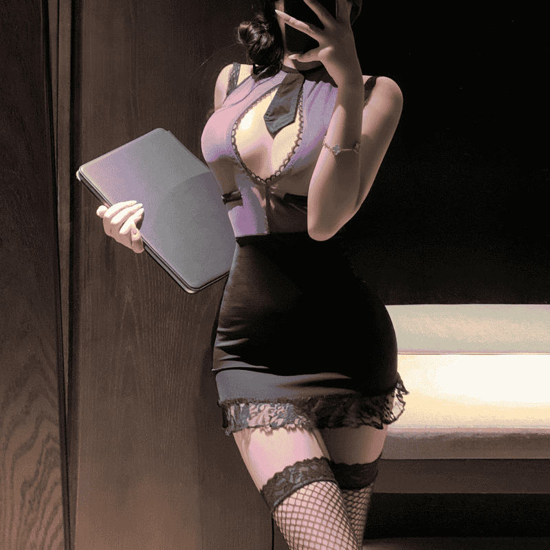 性感掛脖鏤空雙色拼接顯瘦連身秘書包臀裙(紫黑)♥