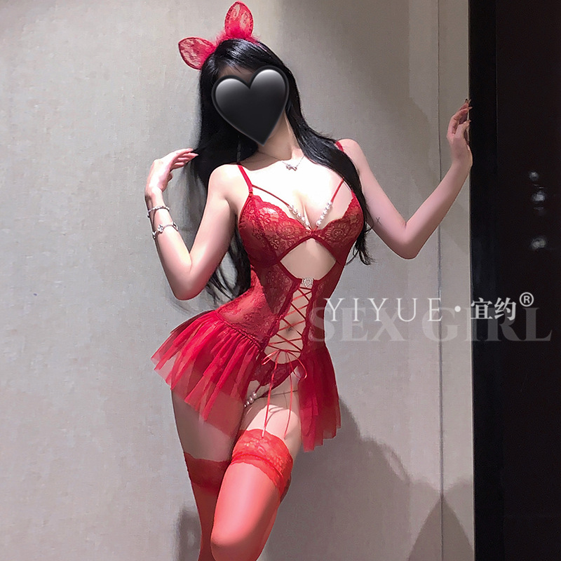 蕾絲鏤空誘惑 性感連身串珠系帶深V聚攏連身開襠戰袍 (紅)♥